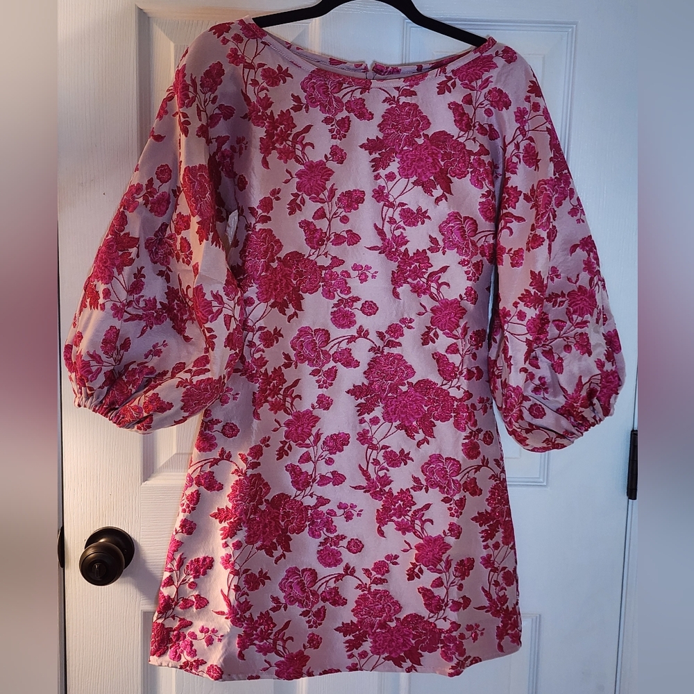 NWT Solelia Jacquard Brocade Pink Floral Mini Dress With Puff Sleeves, XS